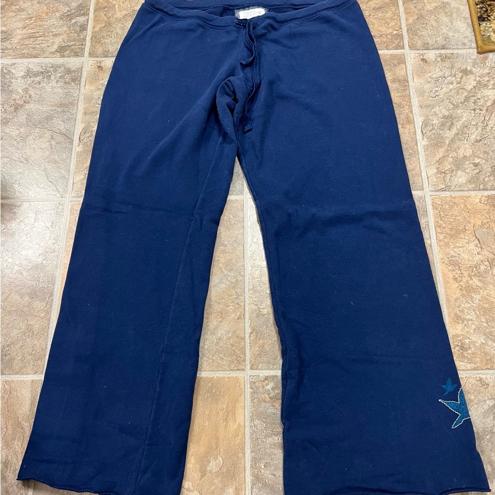 Women’s Aerie sweat pants, size large.